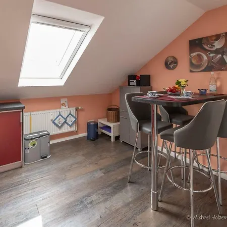 Ferienwohnung-otzens-kleine-dachkammer Apartman *