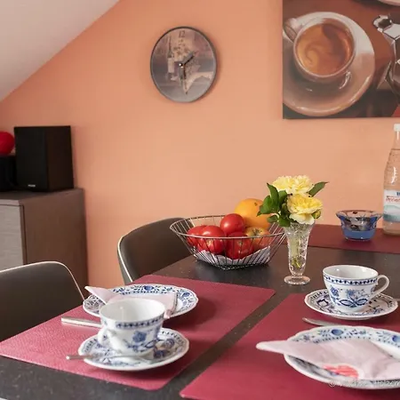 Ferienwohnung-otzens-kleine-dachkammer *